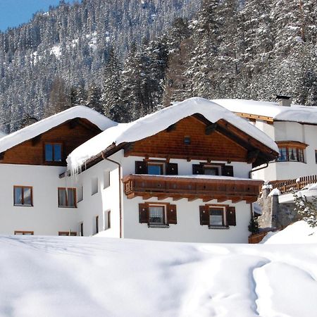 Haus Oberland Bed and Breakfast Sankt Anton am Arlberg Buitenkant foto