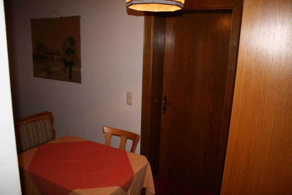 Haus Oberland Bed and Breakfast Sankt Anton am Arlberg Buitenkant foto