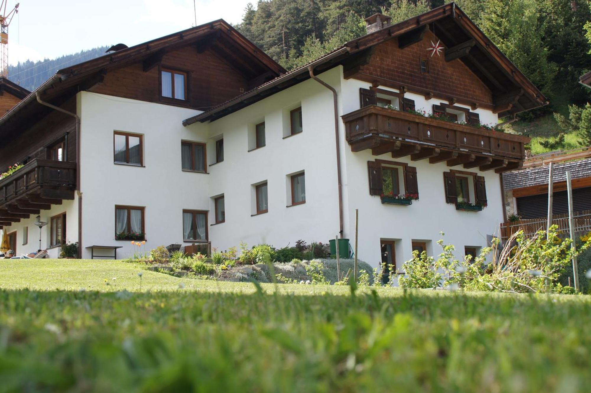 Haus Oberland Bed and Breakfast Sankt Anton am Arlberg Buitenkant foto