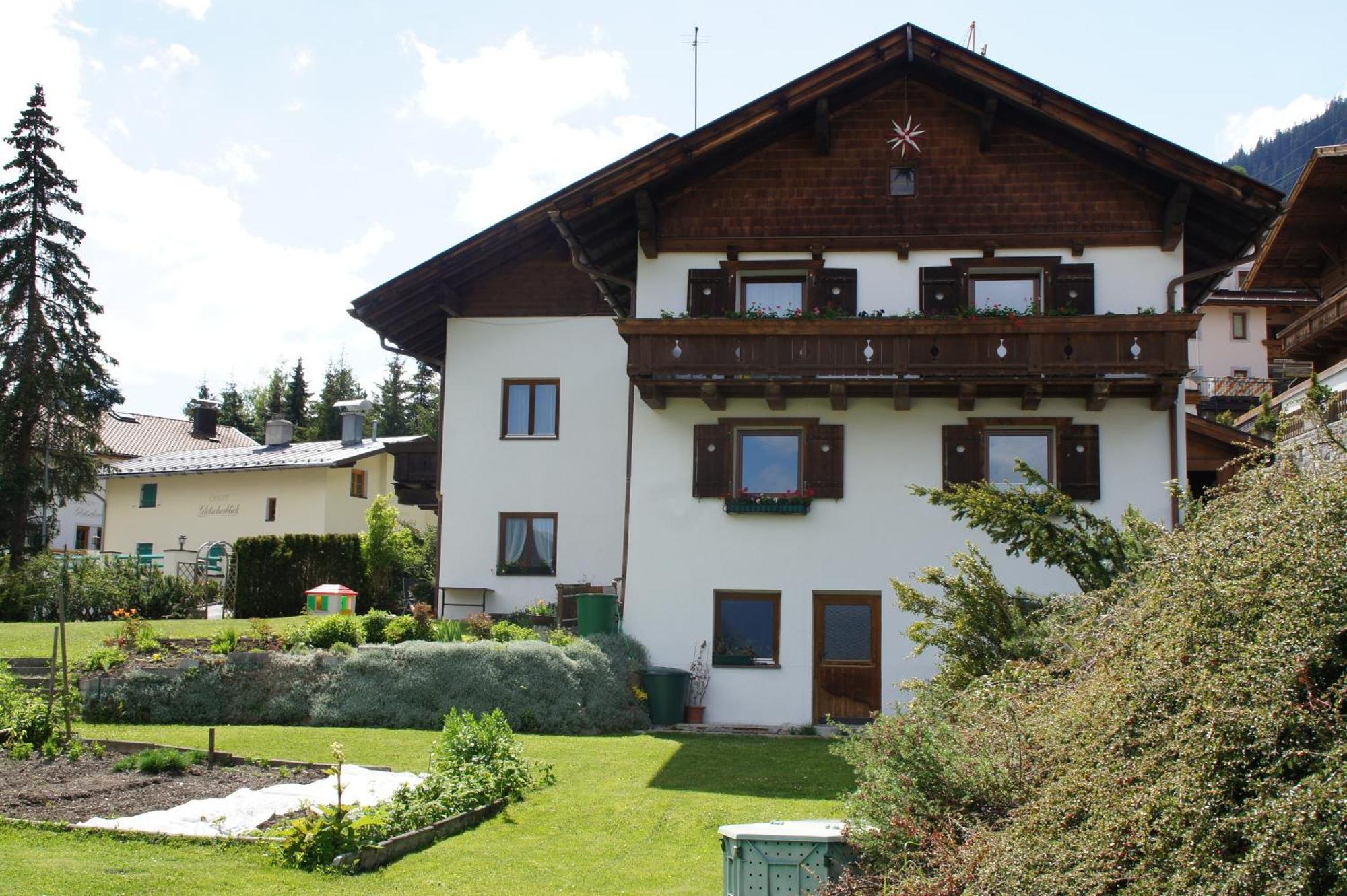 Haus Oberland Bed and Breakfast Sankt Anton am Arlberg Buitenkant foto
