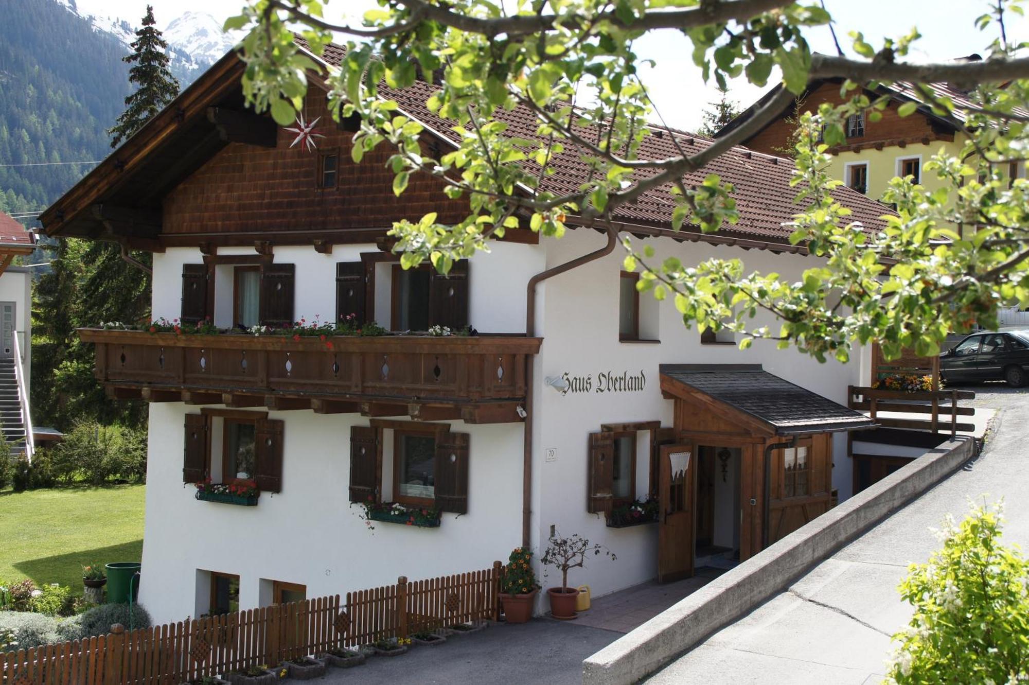Haus Oberland Bed and Breakfast Sankt Anton am Arlberg Buitenkant foto