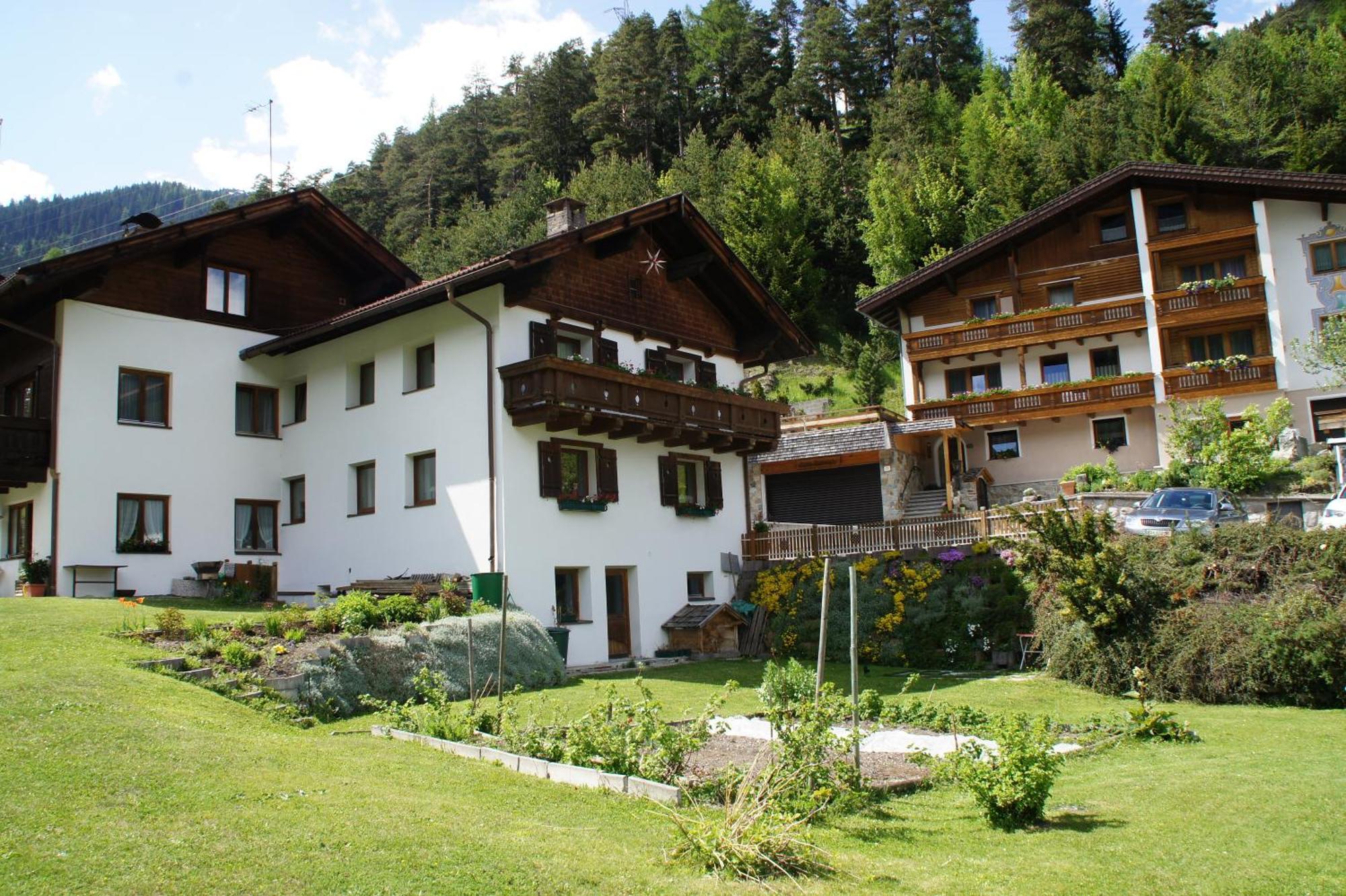 Haus Oberland Bed and Breakfast Sankt Anton am Arlberg Buitenkant foto